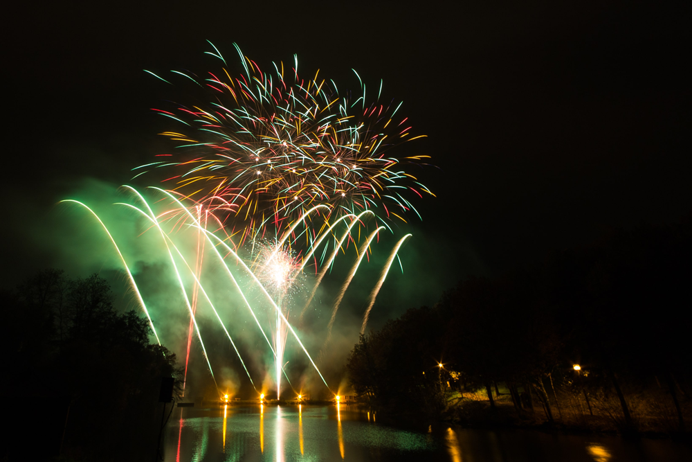 Feu-artifice---plan-d'eau